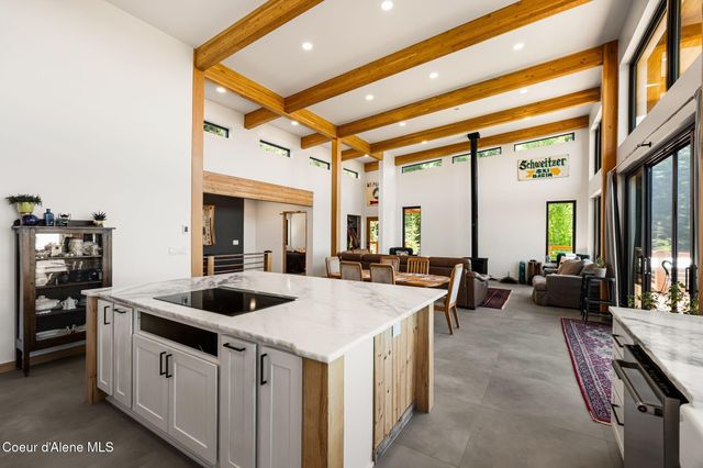 933 Rising Hawk Ridge RD, Sandpoint, ID 83864