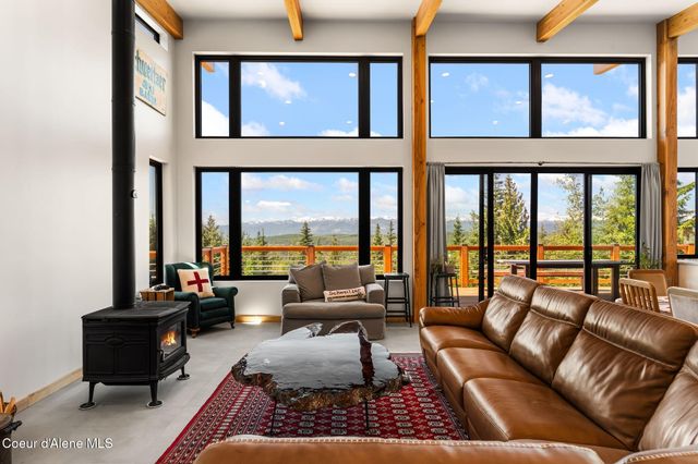 933 Rising Hawk Ridge RD, Sandpoint, ID 83864