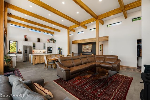 933 Rising Hawk Ridge RD, Sandpoint, ID 83864