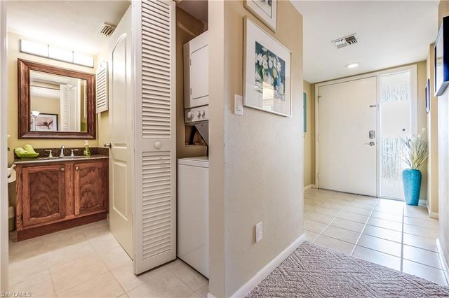 21420 Bay Village DR # 216, Fort Myers Beach, FL 33931