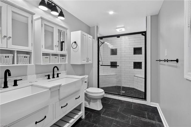 6 Tuckahoe DR, Newport News, VA 23606