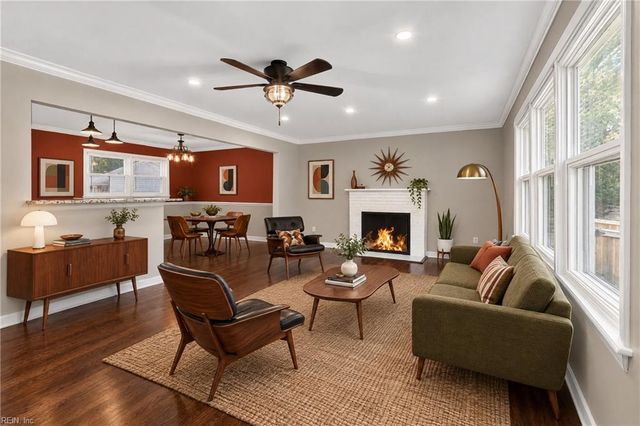 6 Tuckahoe DR, Newport News, VA 23606