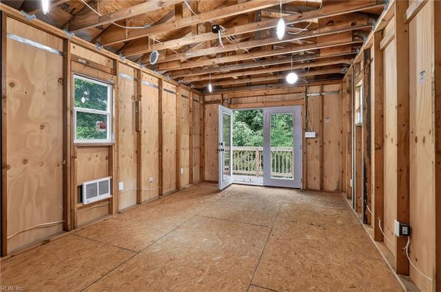 6 Tuckahoe DR, Newport News, VA 23606
