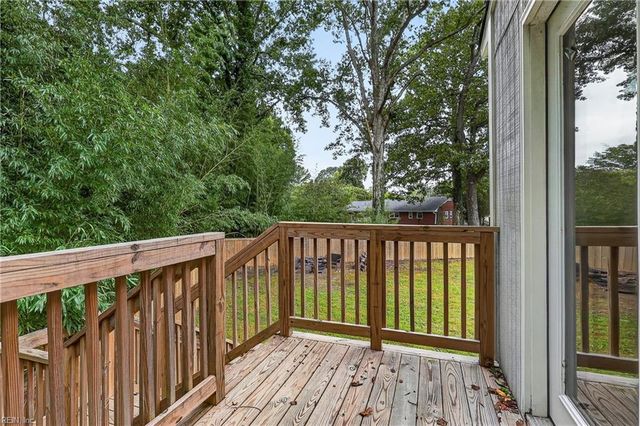 6 Tuckahoe DR, Newport News, VA 23606