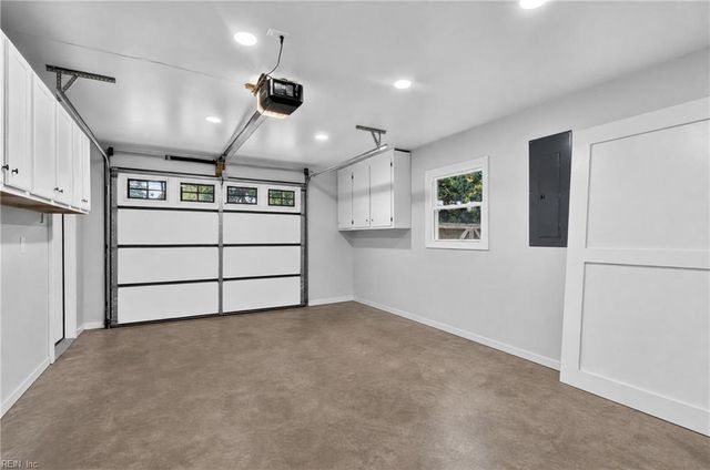 6 Tuckahoe DR, Newport News, VA 23606