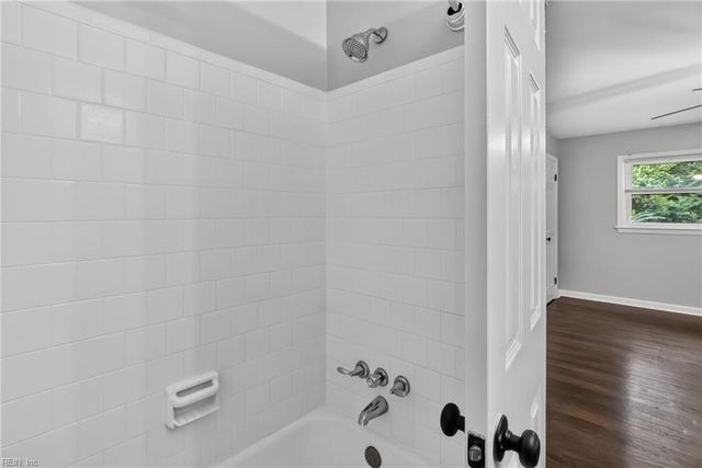 6 Tuckahoe DR, Newport News, VA 23606