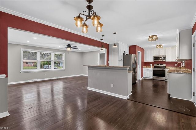 6 Tuckahoe DR, Newport News, VA 23606
