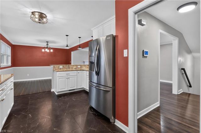 6 Tuckahoe DR, Newport News, VA 23606