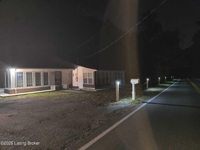 3501 Blevins Gap Rd, Louisville, KY 40272