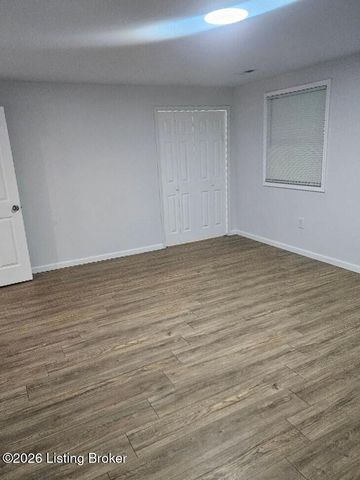 3501 Blevins Gap Rd, Louisville, KY 40272