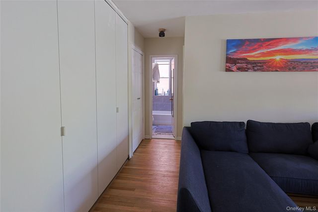 5730 Mosholu Avenue 2B, Bronx, NY 10471