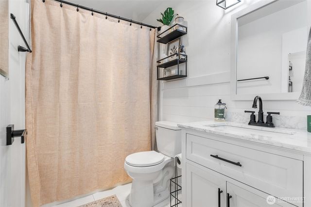 443 Beef Creek Lane NW, Seabeck, WA 98380