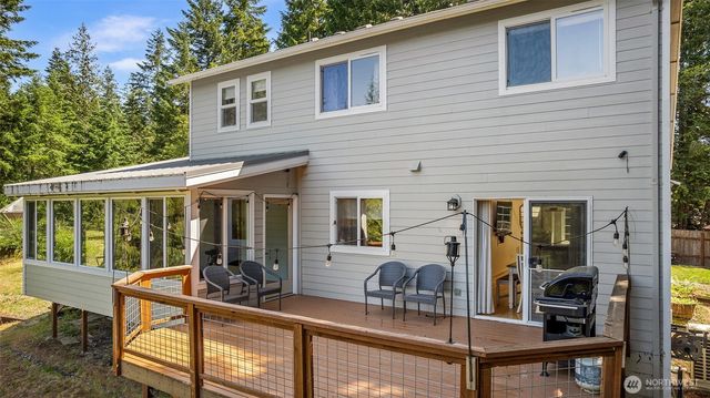 443 Beef Creek Lane NW, Seabeck, WA 98380