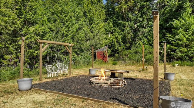 443 Beef Creek Lane NW, Seabeck, WA 98380