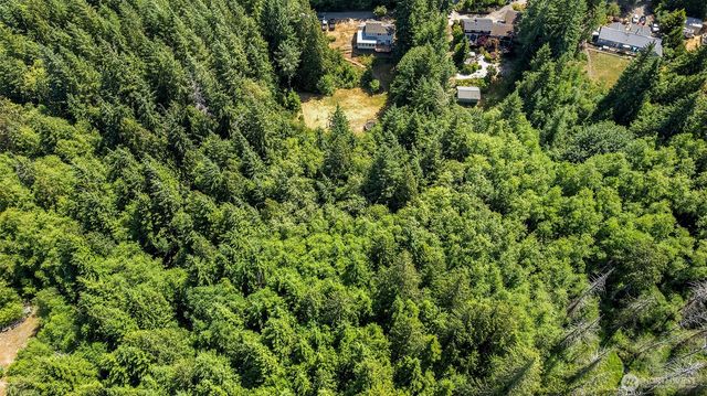 443 Beef Creek Lane NW, Seabeck, WA 98380