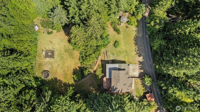 443 Beef Creek Lane NW, Seabeck, WA 98380