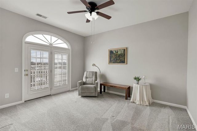 7400 Whitehall Colonial Lane 421, Shrewsbury, MO 63119