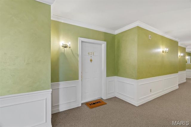 7400 Whitehall Colonial Lane 421, Shrewsbury, MO 63119