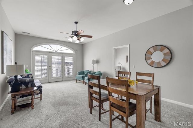 7400 Whitehall Colonial Lane 421, Shrewsbury, MO 63119