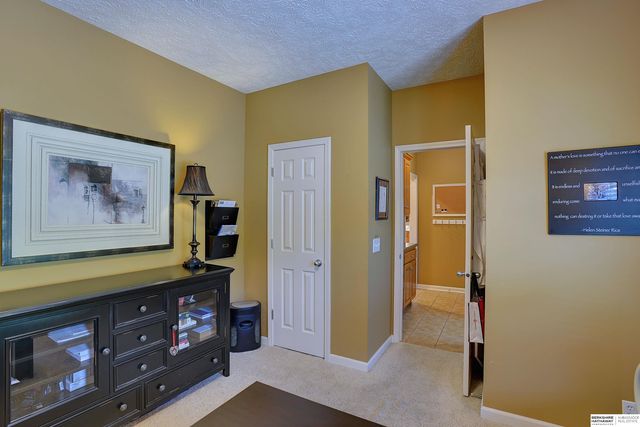1614 S 179th Street, Omaha, NE 68130