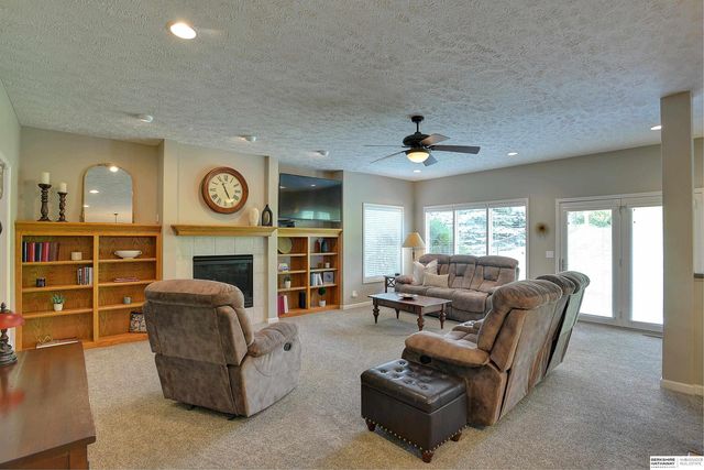 1614 S 179th Street, Omaha, NE 68130