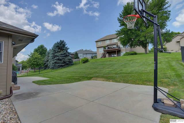 1614 S 179th Street, Omaha, NE 68130