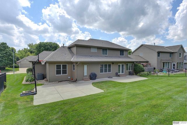 1614 S 179th Street, Omaha, NE 68130