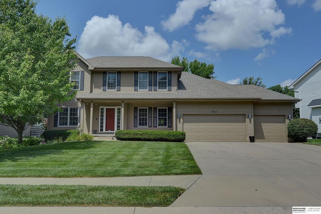 1614 S 179th Street, Omaha, NE 68130