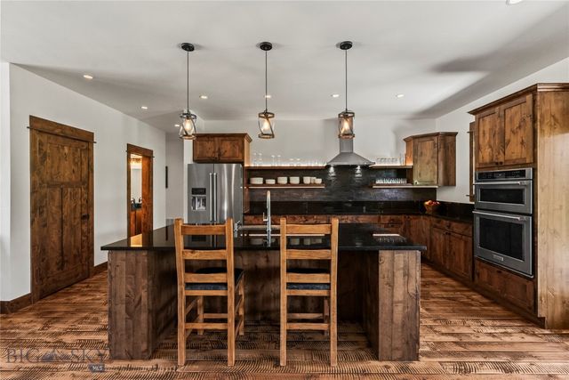 65 Rocky Creek Lane, Livingston, MT 59047