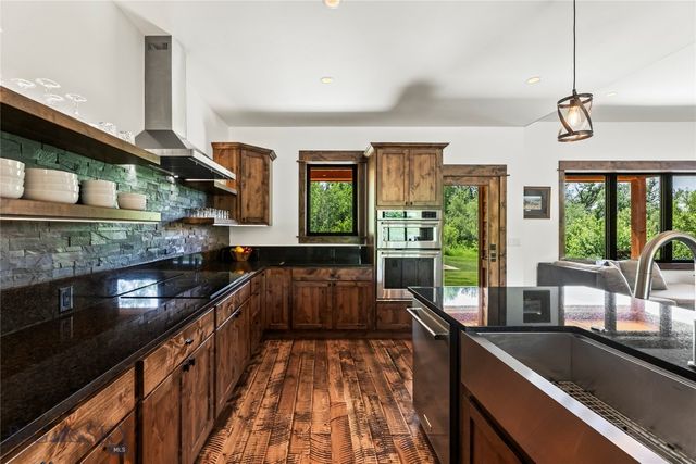 65 Rocky Creek Lane, Livingston, MT 59047