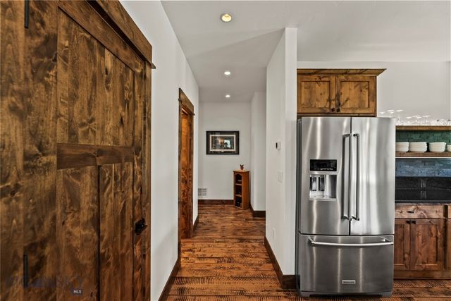 65 Rocky Creek Lane, Livingston, MT 59047