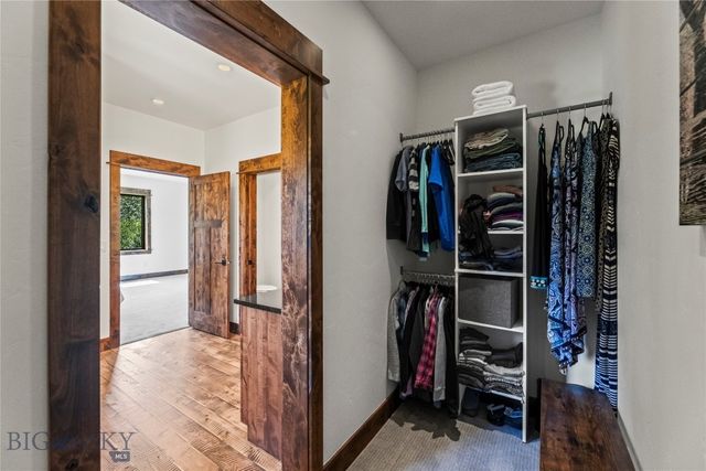 65 Rocky Creek Lane, Livingston, MT 59047