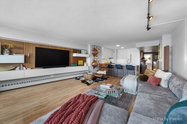 1150 N Lake Shore Drive 19A, Chicago, IL 60611