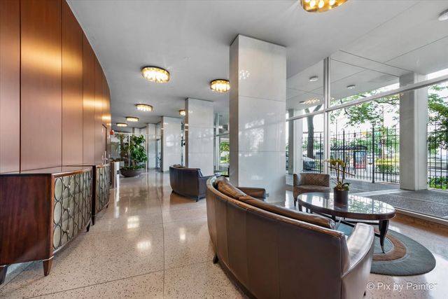 1150 N Lake Shore Drive 19A, Chicago, IL 60611