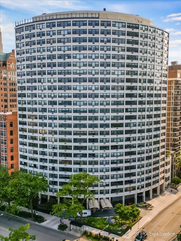 1150 N Lake Shore Drive 19A, Chicago, IL 60611