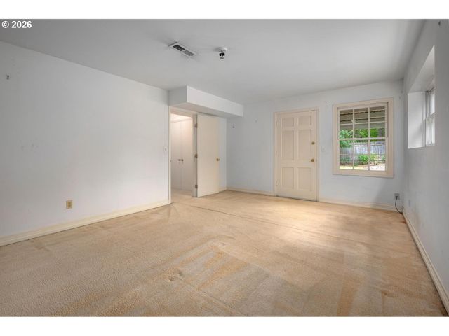 4225 Sw 52ND Ave, Portland, OR 97221