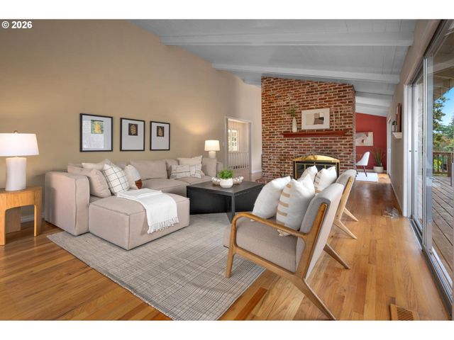 4225 Sw 52ND Ave, Portland, OR 97221
