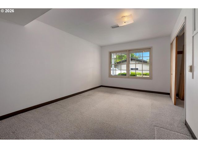 4225 Sw 52ND Ave, Portland, OR 97221