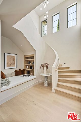 14273 Greenleaf Street, Sherman Oaks, CA 91423