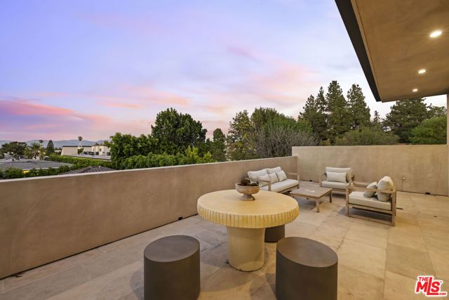 14273 Greenleaf Street, Sherman Oaks, CA 91423