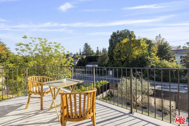 14273 Greenleaf Street, Sherman Oaks, CA 91423