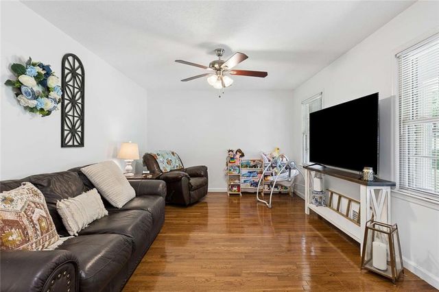 296 Holloway Drive, Canton, GA 30115