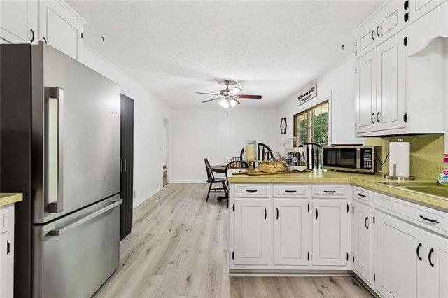 296 Holloway Drive, Canton, GA 30115