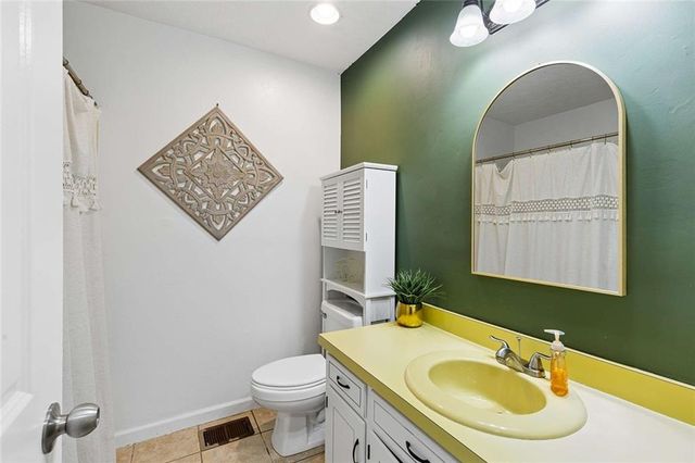 296 Holloway Drive, Canton, GA 30115