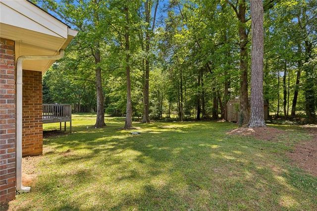 296 Holloway Drive, Canton, GA 30115