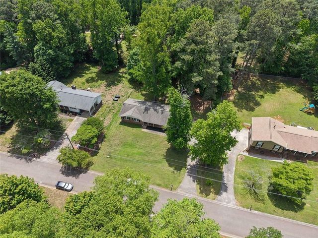 296 Holloway Drive, Canton, GA 30115