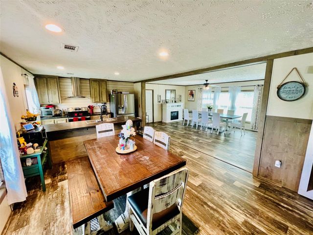 16919 Carlswood Drive, Baytown, TX 77523