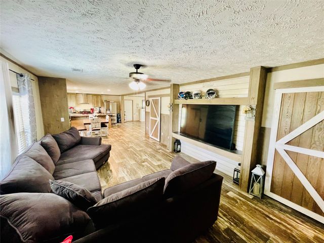 16919 Carlswood Drive, Baytown, TX 77523