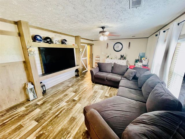 16919 Carlswood Drive, Baytown, TX 77523