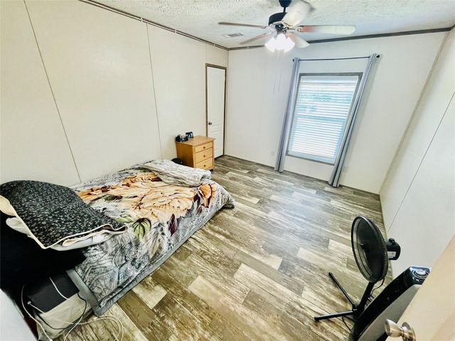 16919 Carlswood Drive, Baytown, TX 77523